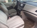 Toyota Sienna 2010 - Cần bán Toyota Sienna năm sản xuất 2010, màu vàng, nhập khẩu  