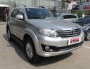 Toyota Fortuner   V   2012 - Cần bán gấp Toyota Fortuner V năm sản xuất 2012, màu bạc chính chủ giá cạnh tranh