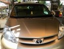 Toyota Sienna 2009 - Bán Toyota Sienna sản xuất 2009, màu vàng, xe nhập xe gia đình