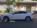 Mazda 6 2.0L 2017 - Bán Mazda 6 2.0L đời 2017, màu trắng, 750tr