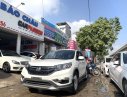 Honda CR V  2.0AT 2016 - Cần bán gấp Honda CR V 2.0AT đời 2016, màu trắng