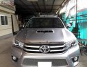 Toyota Hilux 2015 - Cần bán lại xe Toyota Hilux đời 2015, màu bạc, nhập khẩu nguyên chiếc còn mới