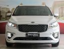 Kia Sedona  2.2DAT Deluxe 2019 - Cần bán xe Kia Sedona 2.2DAT Deluxe đời 2019, màu trắng, giá rẻ nhất toàn hệ thống