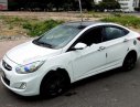 Hyundai Accent 2012 - Bán Hyundai Accent sản xuất năm 2012, màu trắng, nhập khẩu số tự động