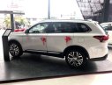 Mitsubishi Outlander 2019 - Giảm giá sốc cuối năm chiếc xe Mitsubishi Outlander 2.0 CVT, sản xuất 2019, màu trắng, giá cạnh tranh