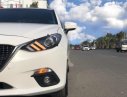 Mazda 3 1.5AT 2016 - Cần bán gấp Mazda 3 1.5AT sản xuất 2016, màu trắng