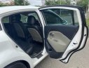 Kia Rio 2016 - Cần bán lại xe Kia Rio sản xuất 2016, màu trắng, xe nhập, giá chỉ 364 triệu