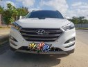 Hyundai Tucson 2017 - Cần bán gấp Hyundai Tucson đời 2017, màu trắng