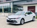 Toyota Camry 2020 - Cần bán xe Toyota Camry năm sản xuất 2020, màu trắng, nhập khẩu