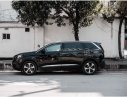 Peugeot 5008 2018 - Bán nhanh chiếc xe hạng sang cỡ trung Peugeot 5008, sản xuất 2018, màu đen, giá ưu đãi