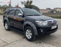 Toyota Fortuner 2.5G 2011 - Bán Toyota Fortuner 2.5G sản xuất năm 2011, màu đen số sàn