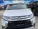 Mitsubishi Outlander 2019 - Ưu đãi giảm giá sốc cuối năm chiếc xe Mitsubishi Outlander 2.0 CVT, sản xuất 2019, màu trắng