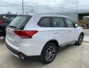 Mitsubishi Outlander 2.0 CVT Premium 2019 - Chốt xe trước Tết - Rinh ngay lộc vàng, Mitsubishi Outlander 2.0 CVT Premium đời 2019, màu trắng