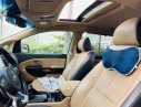 Kia Sedona 2015 - Cần bán Kia Sedona AT sản xuất năm 2015, màu trắng số tự động, giá tốt