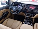 Kia Sedona 2018 - Bán xe Kia Sedona sản xuất 2018, màu trắng số tự động