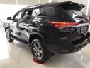 Toyota Fortuner G 2020 - Bán nhanh chiếc xe Toyota Fortuner 2.4G MT, sản xuất 2020, màu đen, giá cạnh tranh