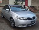 Kia Forte 2013 - Cần bán xe Kia Forte AT đời 2013, màu bạc, giá tốt