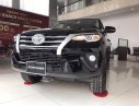 Toyota Fortuner G 2020 - Bán nhanh chiếc xe Toyota Fortuner 2.4G MT, sản xuất 2020, màu đen, giá cạnh tranh