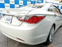 Hyundai Sonata 2012 - Bán Hyundai Sonata sản xuất 2012, màu trắng, xe nhập