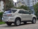 Toyota Fortuner 2013 - Bán Toyota Fortuner 2.7V 4x4 năm sản xuất 2013, màu bạc, 590tr