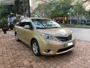 Toyota Sienna 2010 - Cần bán Toyota Sienna LE 2.7 đời 2010, màu vàng, nhập khẩu