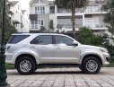 Toyota Fortuner 2013 - Bán Toyota Fortuner 2.7V 4x4 năm sản xuất 2013, màu bạc, 590tr