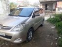 Toyota Innova G 2010 - Cần bán gấp Toyota Innova G 2010, màu bạc xe gia đình, giá chỉ 295 triệu