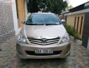 Toyota Innova 2010 - Bán Toyota Innova G năm 2010, màu vàng xe gia đình, giá chỉ 338 triệu