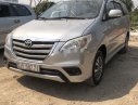 Toyota Innova  2.0E 2016 - Bán Toyota Innova 2.0E sản xuất 2016, màu bạc như mới