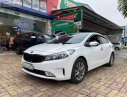 Kia Cerato 2017 - Bán Kia Cerato 1.6 MT sản xuất 2017, màu trắng số sàn