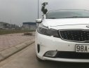 Kia Cerato 2016 - Xe Kia Cerato sản xuất 2016, màu trắng số tự động