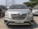 Toyota Innova  2.0E 2016 - Bán Toyota Innova 2.0E sản xuất 2016, màu bạc như mới
