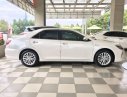 Toyota Camry    2018 - Bán xe Toyota Camry đời 2018, màu trắng