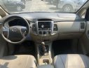 Toyota Innova  2.0E 2016 - Bán Toyota Innova 2.0E sản xuất 2016, màu bạc như mới