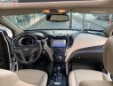 Hyundai Santa Fe 2017 - Xe Hyundai Santa Fe 2.2 năm sản xuất 2017, màu trắng, giá rất tốt