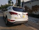 Hyundai Santa Fe 2017 - Cần bán xe Hyundai Santa Fe sản xuất năm 2017, màu trắng giá cạnh tranh