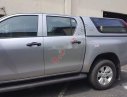 Toyota Hilux 2017 - Bán Toyota Hilux 2.4E 4x2 MT sản xuất năm 2017, giá tốt