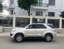 Toyota Fortuner  MT 2015 - Bán Toyota Fortuner MT đời 2015, màu bạc số sàn
