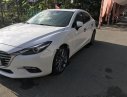 Mazda 3   Sport 2.0 Facelift 2017 - Cần bán gấp Mazda 3 Sport 2.0 Facelift đời 2017, màu trắng, nhập khẩu