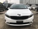 Kia Cerato   2017 - Bán xe Kia Cerato sản xuất 2017, màu trắng, giá 575tr