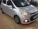 Hyundai Grand i10    2015 - Cần bán Hyundai Grand i10 năm sản xuất 2015, màu bạc, nhập khẩu nguyên chiếc số sàn
