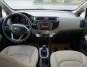 Kia Rio   1.4MT   2016 - Cần bán Kia Rio 1.4MT năm sản xuất 2016, màu trắng xe gia đình, 395tr