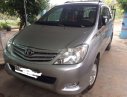 Toyota Innova 2009 - Bán xe Toyota Innova đời 2009, màu bạc xe gia đình, 359 triệu