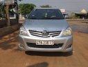 Toyota Innova G 2011 - Bán Toyota Innova G đời 2011, màu bạc