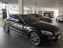 Mercedes-Benz C class 2019 - Bán ô tô Mercedes C200 sản xuất năm 2019, màu đen