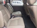 Kia Carnival   2008 - Bán Kia Carnival GS 2.5 AT sản xuất năm 2008, màu bạc giá cạnh tranh