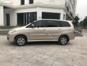 Toyota Innova 2.0E 2014 - Cần bán lại xe Toyota Innova 2.0E sản xuất 2014 số sàn giá cạnh tranh