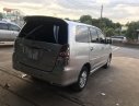 Toyota Innova 2011 - Cần bán gấp Toyota Innova đời 2011, màu bạc