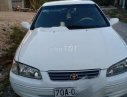 Toyota Camry 2001 - Cần bán xe cũ Toyota Camry sản xuất 2001, màu trắng