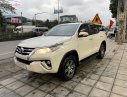 Toyota Fortuner 2.7V 4x2 AT 2018 - Cần bán gấp Toyota Fortuner 2.7V 4x2AT năm 2018, màu trắng số tự động